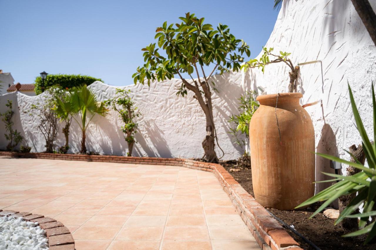 Villa Ohana Roquetas de Mar Exterior photo