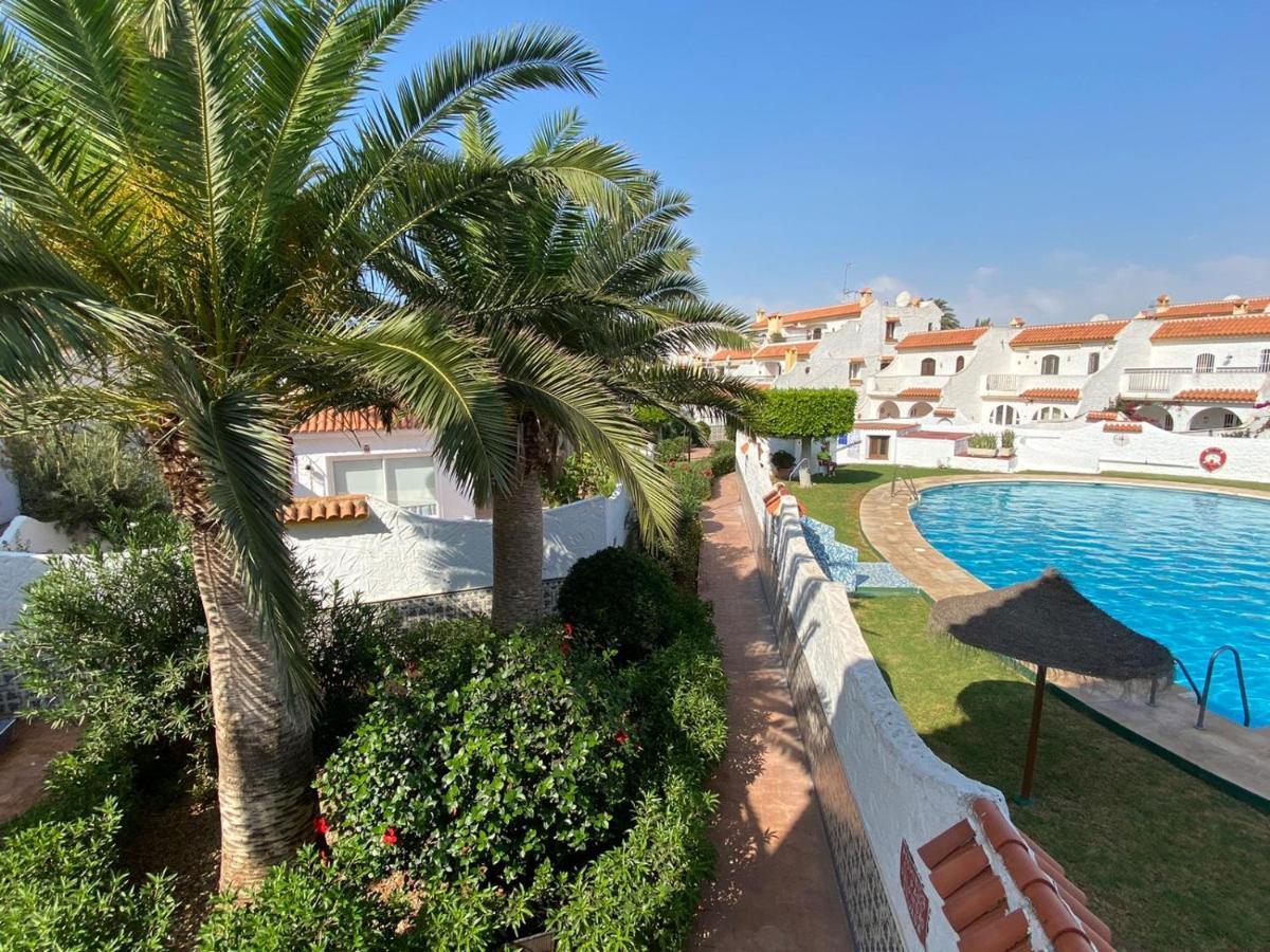 Villa Ohana Roquetas de Mar Exterior photo